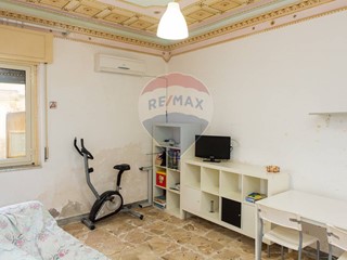 Casa Indipendente in Vendita a Motta Sant'Anastasia, 32'000€, 60 m²