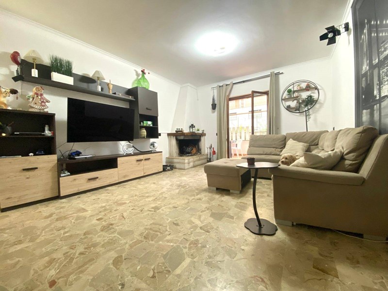 Villa in Vendita a Fonte Nuova, 249'000€, 190 m²