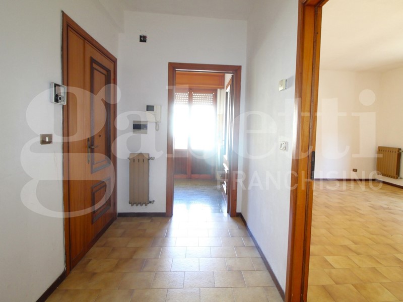 Quadrilocale in Vendita a Ateleta, 95'000&euro;, 123 m², arredato