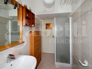 Bilocale in Vendita a Milano, 318'000€, 70 m²