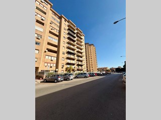 Trilocale in Vendita a Palermo, 138'000€, 75 m²