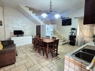 Trilocale in Vendita a Caivano, 95'000€, 85 m²