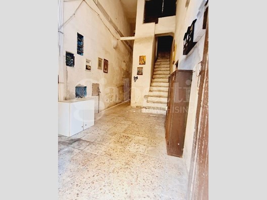 Bilocale in Vendita a Palermo, 29'000€, 46 m²