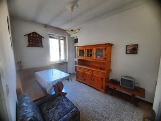 Appartamento in Vendita a Avigliana, 75'000€, 105 m²