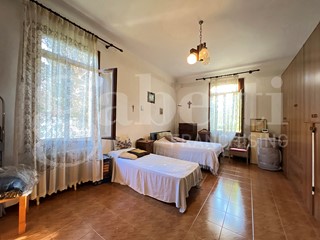 Villa bifamiliare in Vendita a Pontelongo, 140'000€, 165 m², arredato