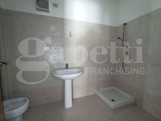 Trilocale in Vendita a Messina, 165'000€, 105 m²