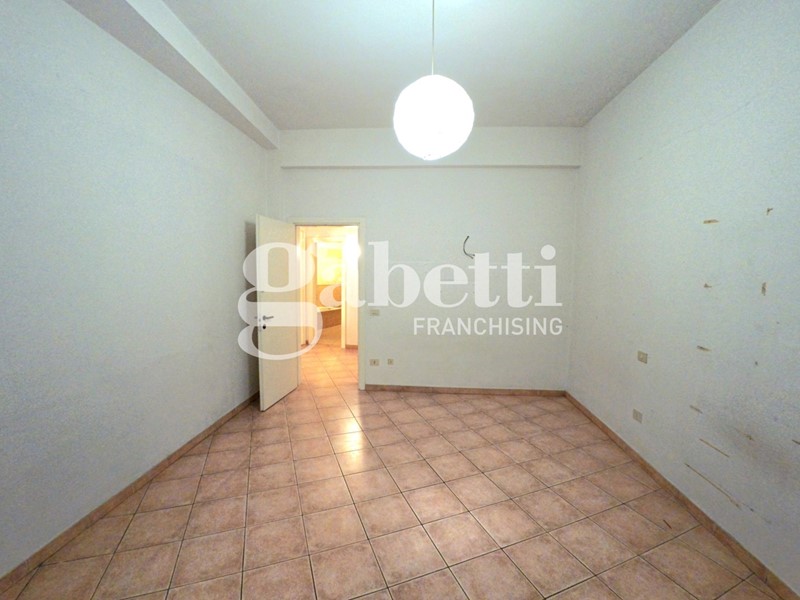 Appartamento in Vendita a Firenze, 380'000€, 128 m², arredato