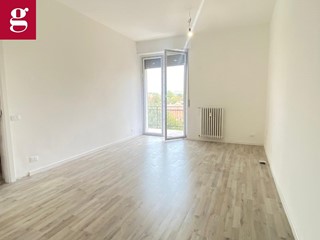 Trilocale in Vendita a Settimo Milanese, 215'000€, 78 m²