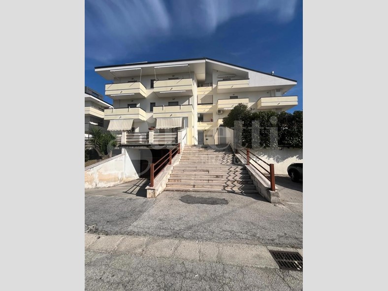 Trilocale in Vendita a Vitulazio, 125'000€, 105 m²