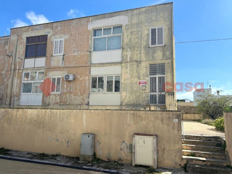 Trilocale in Vendita a Poggiardo, 33'000€, 64 m²