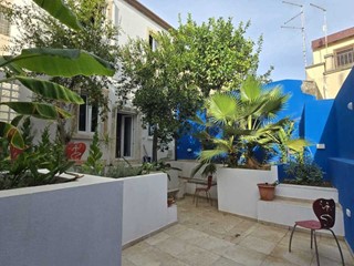 Trilocale in Vendita a Siracusa, zona Ortigia-Umberto, 390'000€, 80 m²