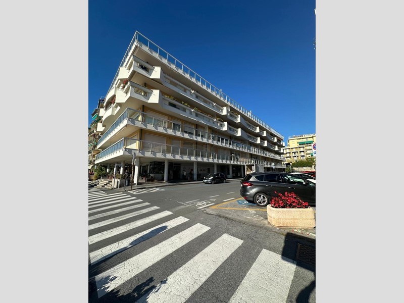 Appartamento in Vendita a Loano, 690'000€, 87 m²