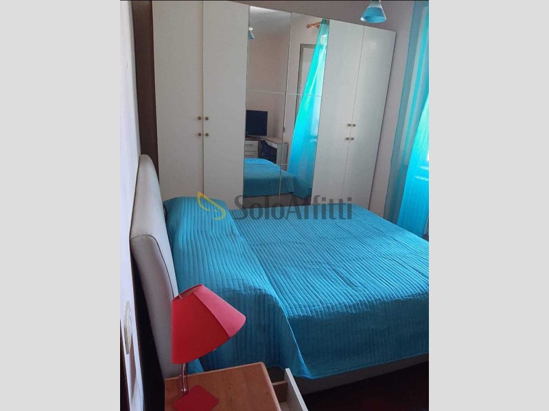 Stanza in Affitto a Frosinone, 220€, 110 m², arredato