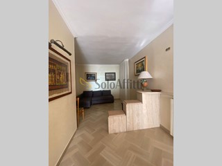 Trilocale in Affitto a Barletta, zona Borgovilla - Tempio, 630€, 90 m², arredato