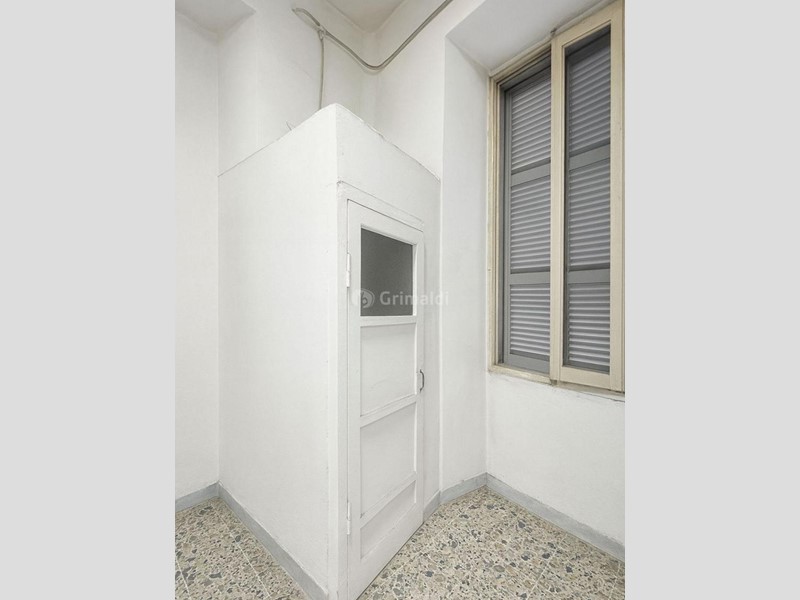 Capannone in Vendita a Nettuno, 15'000€, 15 m²