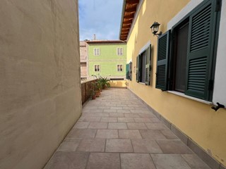 Quadrilocale in Vendita a Morlupo, 160'000€, 153 m²