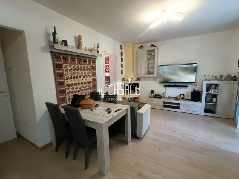 Trilocale in Vendita a Dicomano, 137'000€, 60 m², con Box