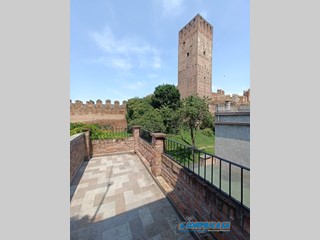 Casa Semi Indipendente in Affitto a Montagnana, 300€, 200 m²