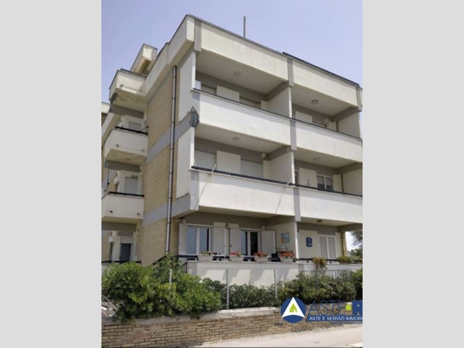 Quadrilocale in Vendita a Latina, 93'800€, 63 m²