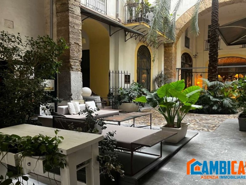 Trilocale in Vendita a Palermo, 285'000€, 81 m²