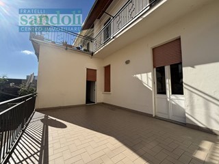 Trilocale in Vendita a Vercelli, 130'000&euro;, 140 m²