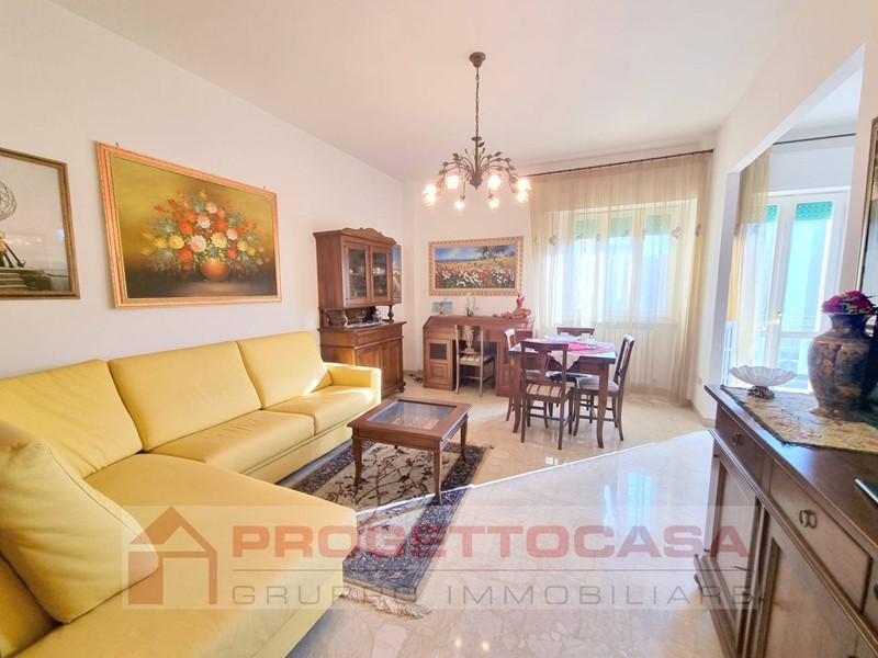 Quadrilocale in Vendita a San Benedetto del Tronto, 238'000€, 101 m²