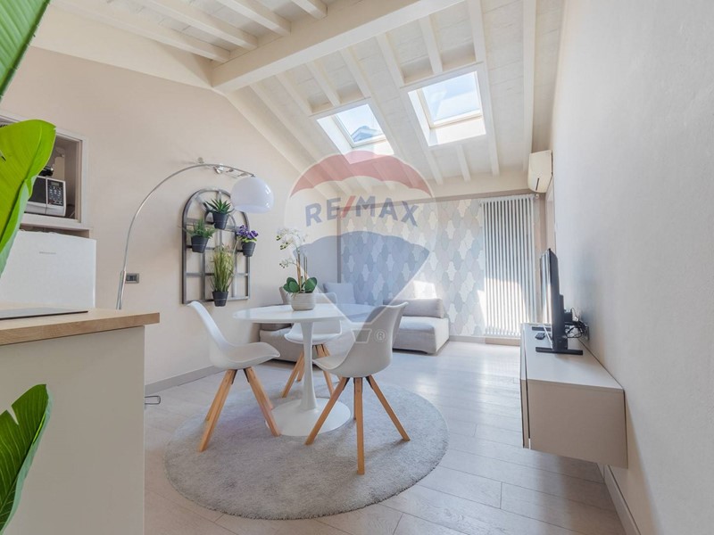 Bilocale in Vendita a Parma, 185'000€, 61 m²