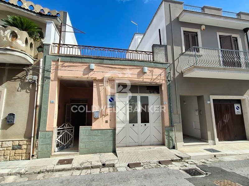 Casa Indipendente in Vendita a San Donaci, 71'000€, 112 m²