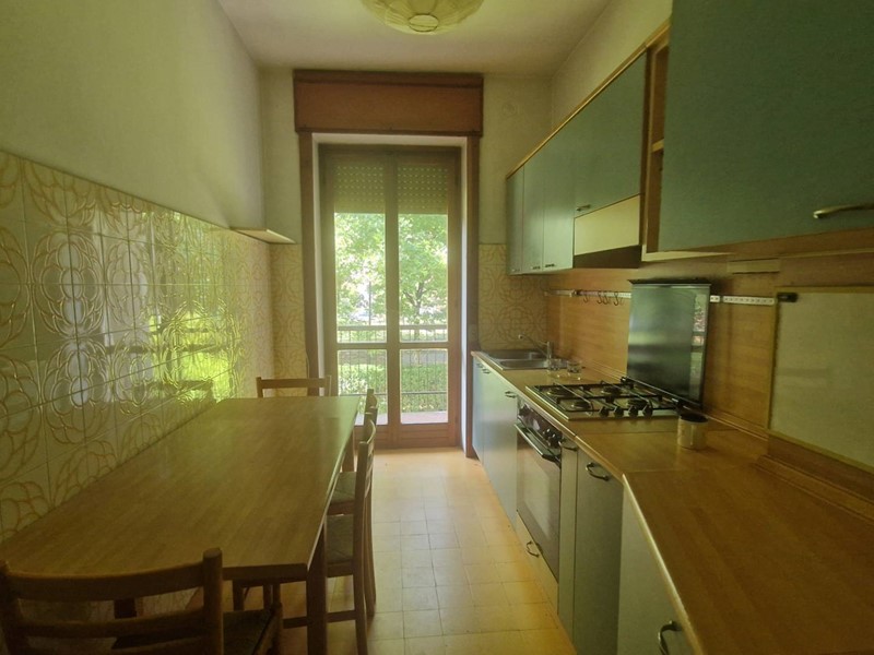 Trilocale in Affitto a Milano, 1'550€, 70 m²