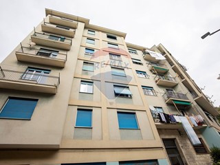 Appartamento in Vendita a Genova, 95'000&euro;, 95 m²