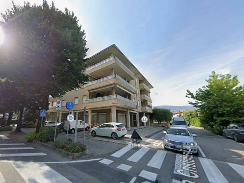 Immobile commerciale in Vendita a Sacile, 93'000€, 67 m²