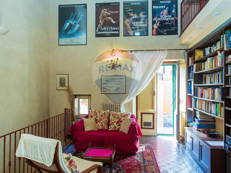 Casa Indipendente in Vendita a Catania, 380'000&euro;, 200 m²