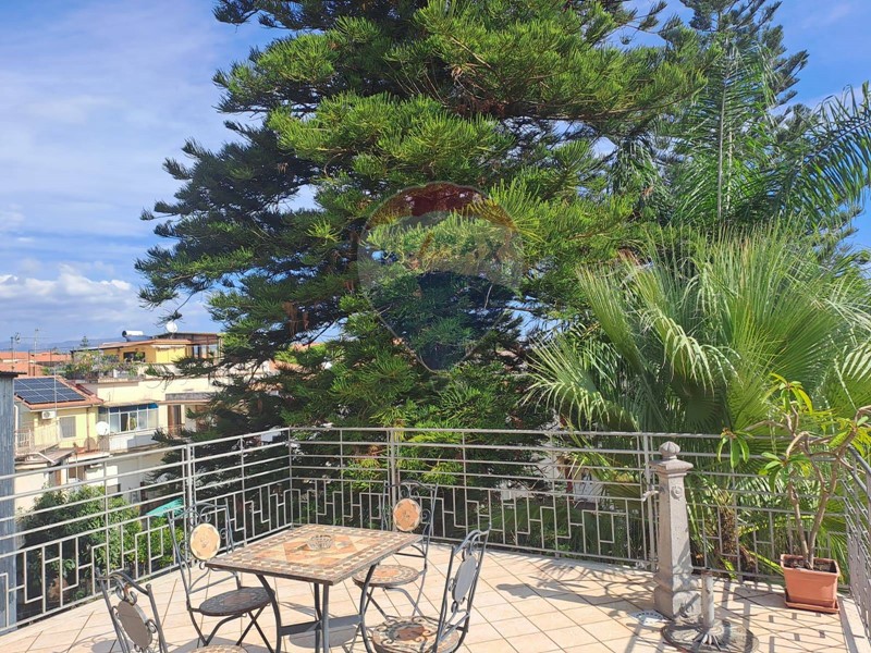 Appartamento in Vendita a Mascali, 850'000€, 650 m²