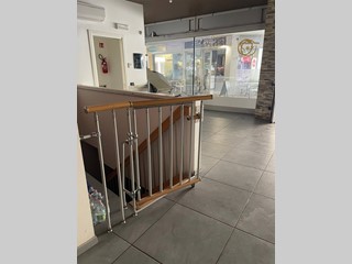 Immobile commerciale in Vendita a Parabiago, 146'000€, 110 m²