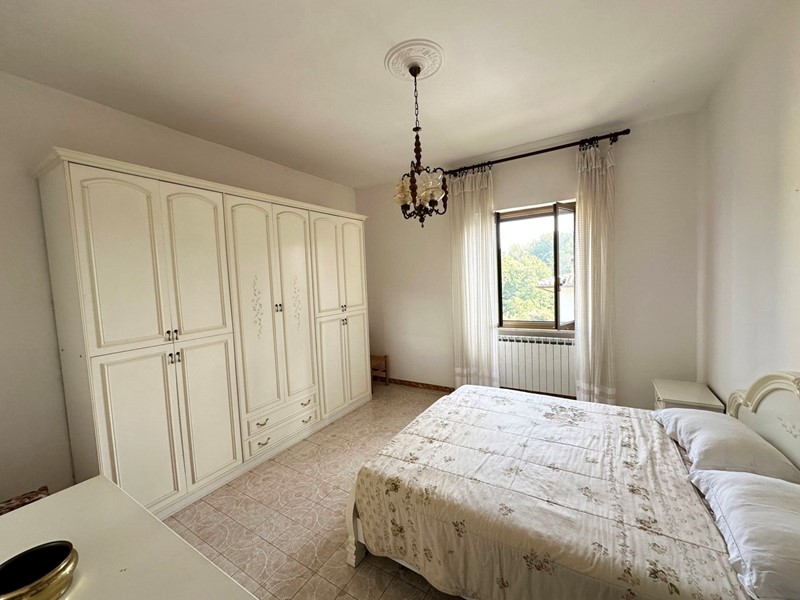 Quadrilocale in Vendita a Sutri, 210'000€, 225 m²