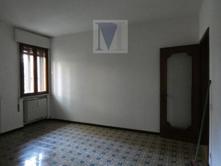 Appartamento in Vendita a Padova, 375'000€, 200 m², con Box