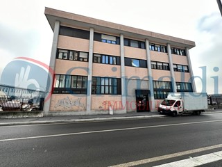 Ufficio in Vendita a Milano, 430'000€, 139 m²