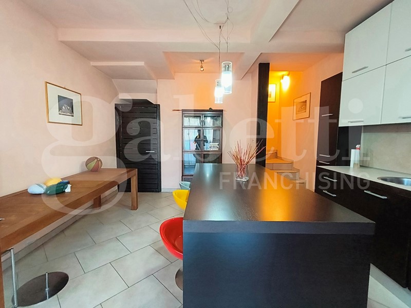 Trilocale in Vendita a Monzuno, 98'000€, 85 m², arredato