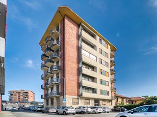 Bilocale in Vendita a Collegno, 120'000€, 70 m²