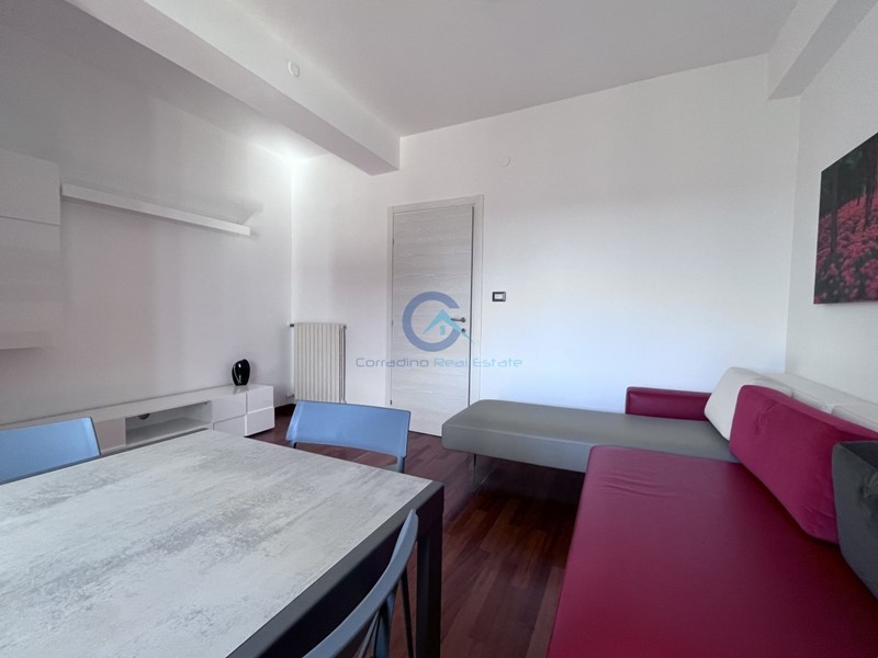 Quadrilocale in Affitto a Catanzaro, zona Catanzaro Lido, 800&euro;, 165 m², arredato