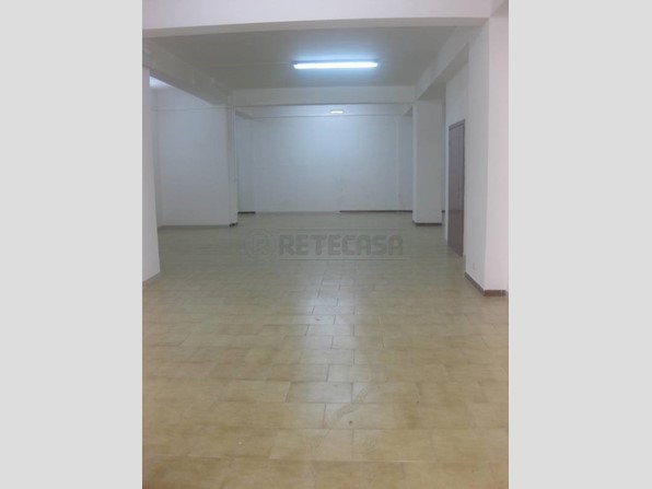 Attività commerciale in Affitto a Mazara del Vallo, 500 m²