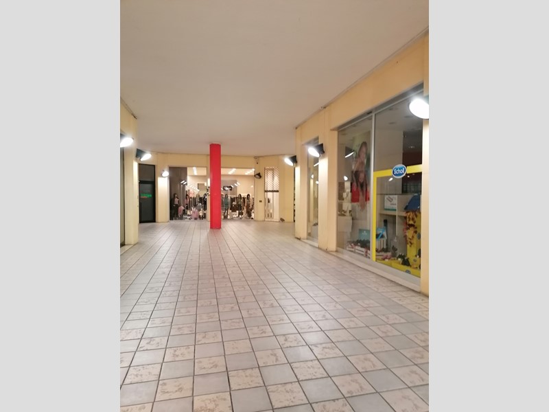 Ufficio in Vendita a Casalmaggiore, 100'000&euro;, 162 m²