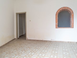 Casa Indipendente in Vendita a San Sperate, 50'000€, 85 m²