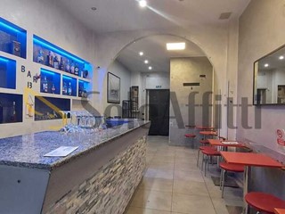 Capannone in Affitto a Torino, zona Borgo Vittoria, 430&euro;, 85 m²