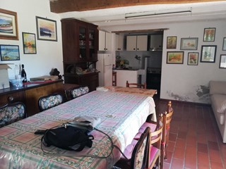 Casa Semi Indipendente in Vendita a Sassofeltrio, 90'000&euro;, 160 m²