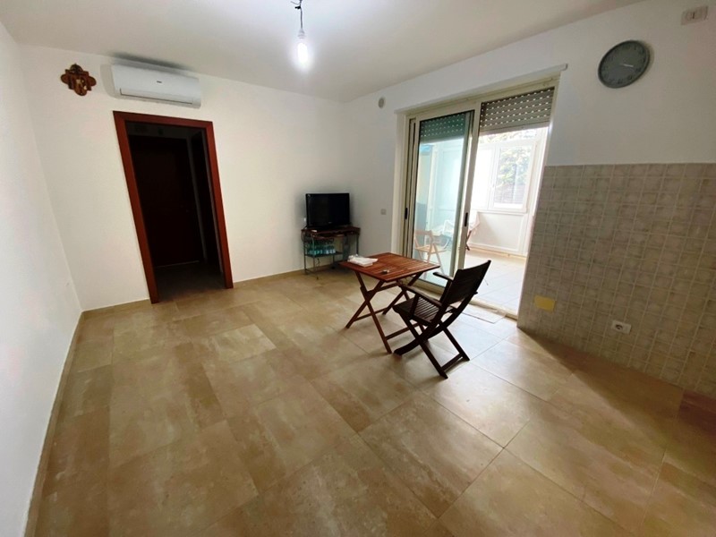 Bilocale in Vendita a Turi, 110'000€, 50 m², con Box