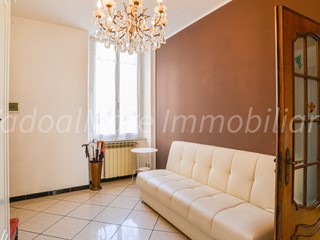 Quadrilocale in Vendita a Vado Ligure, 160'000&euro;, 82 m²