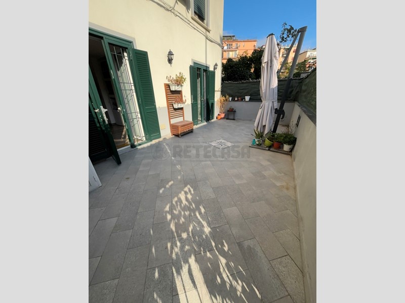 Trilocale in Affitto a Salerno, zona ZONA CARMINE, 780€, 60 m², arredato