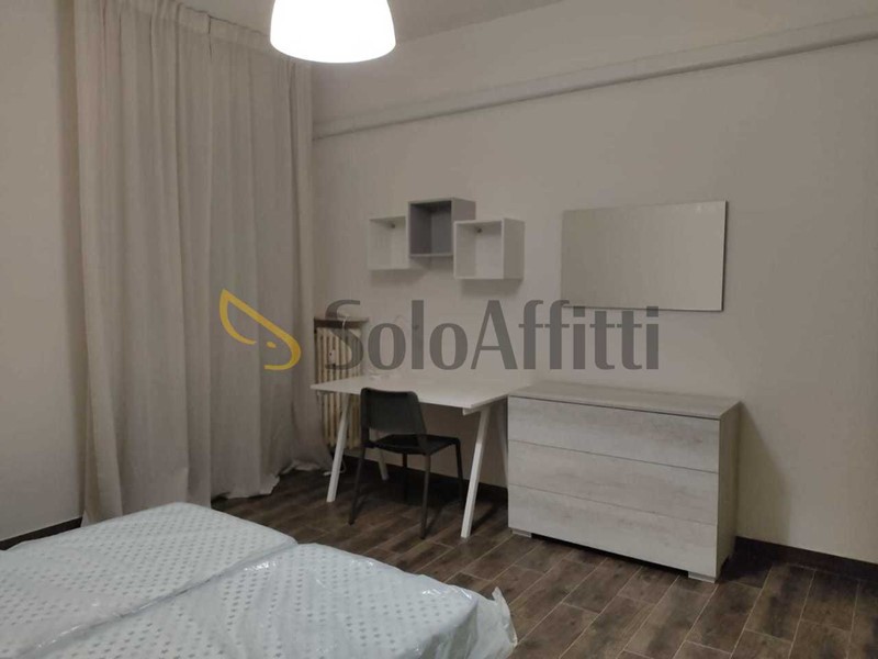 Stanza in Affitto a Modena, 280&euro;, 80 m², arredato