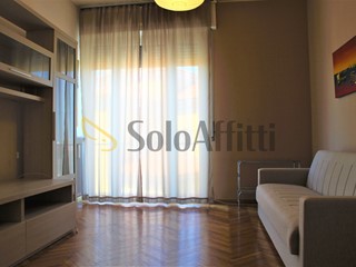 Bilocale in Affitto a Parabiago, 650€, 70 m², arredato, con Box